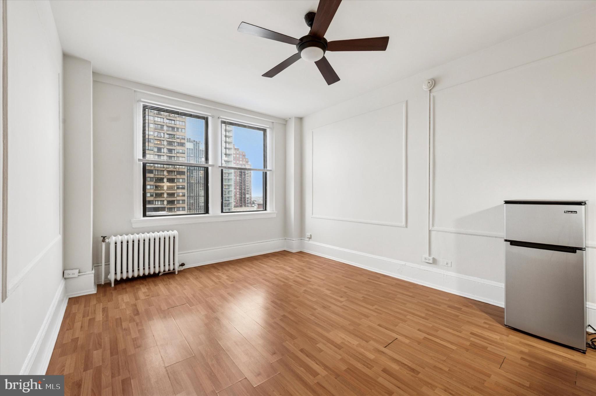 1324 LOCUST STREET 1121