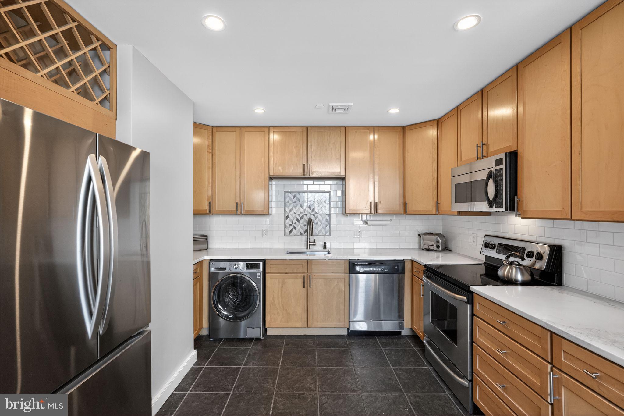 CENTER CITY - Residential