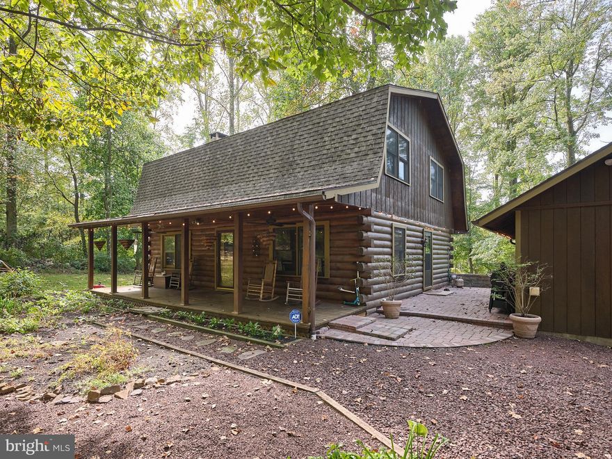 Note that the current Tenants are there until11/8/2024.  24 hours notice required.