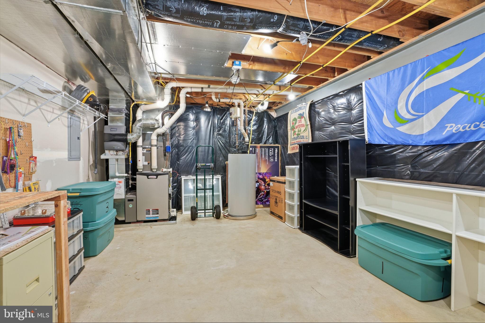 FLOWERS MILL - Residential