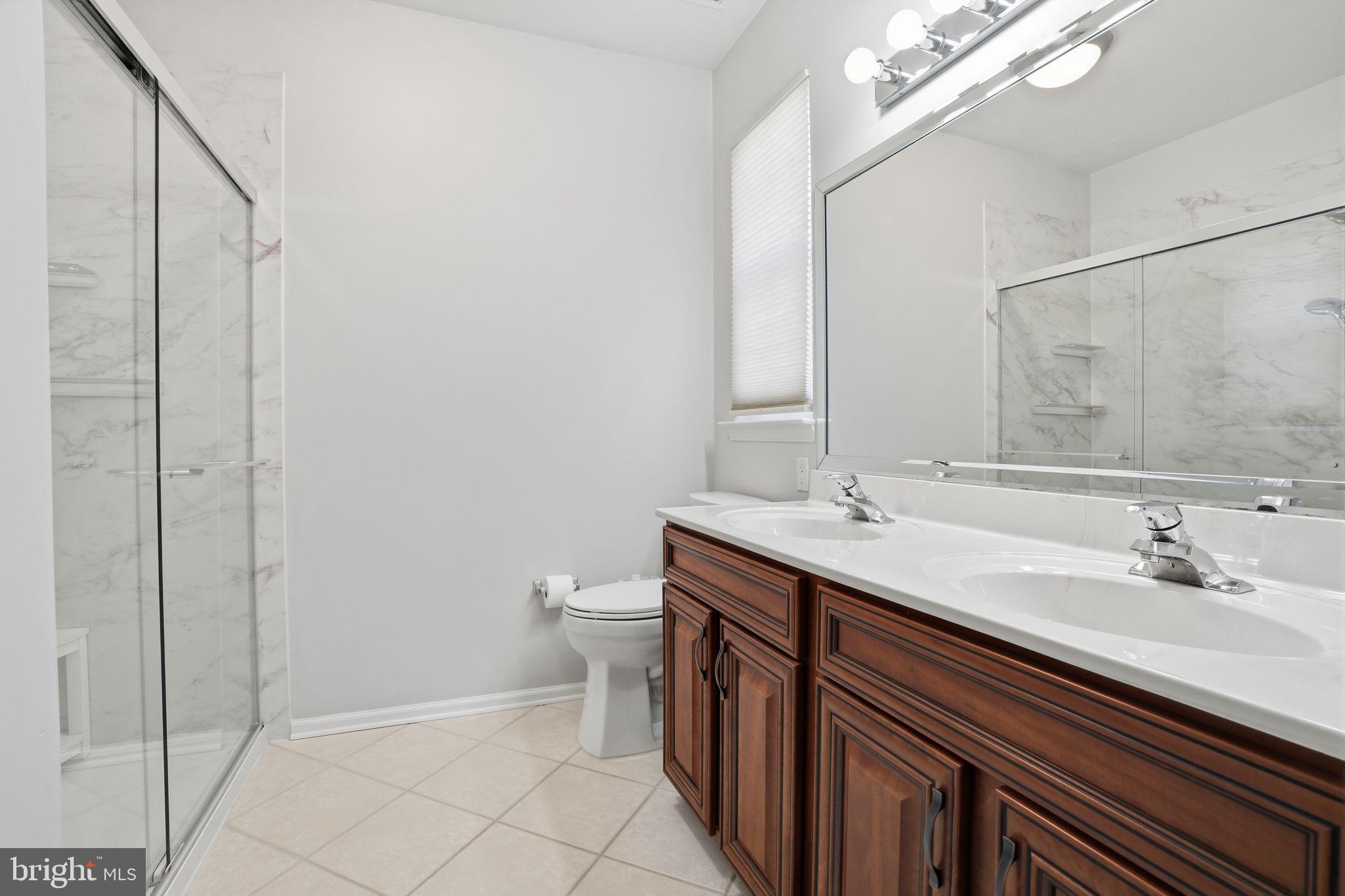 FLOWERS MILL - Residential