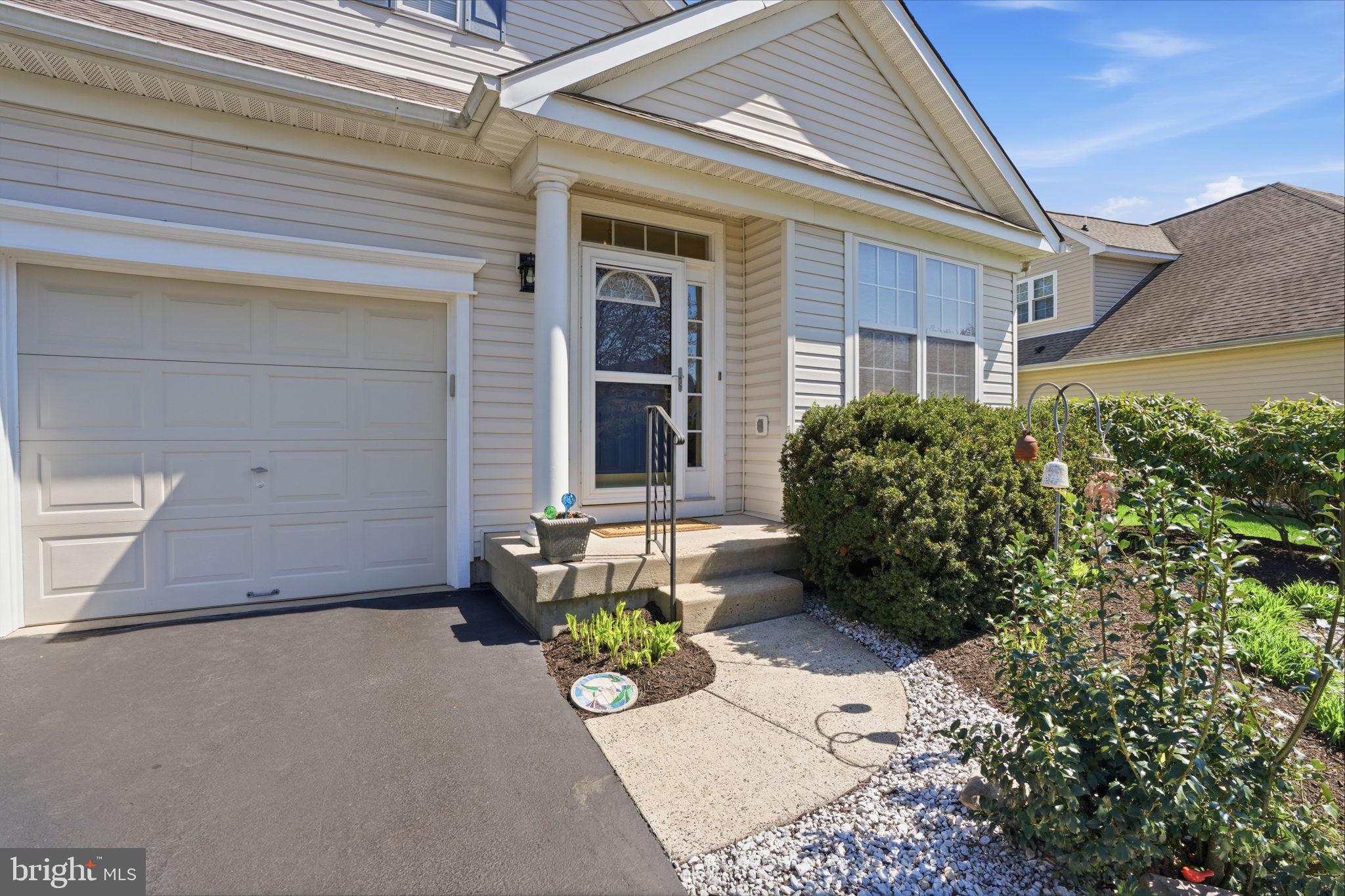 FLOWERS MILL - Residential