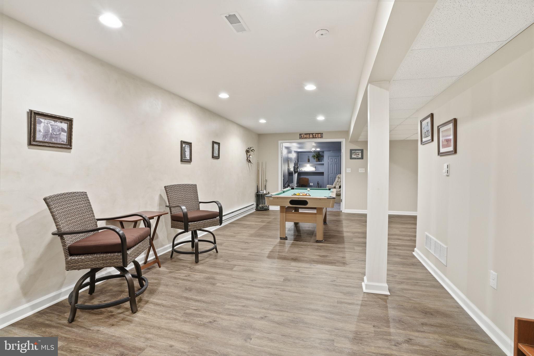 FLOWERS MILL - Residential