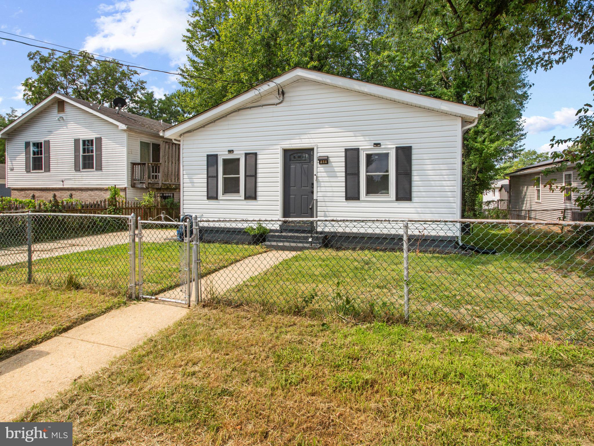 414 CARMODY HILLS DRIVE