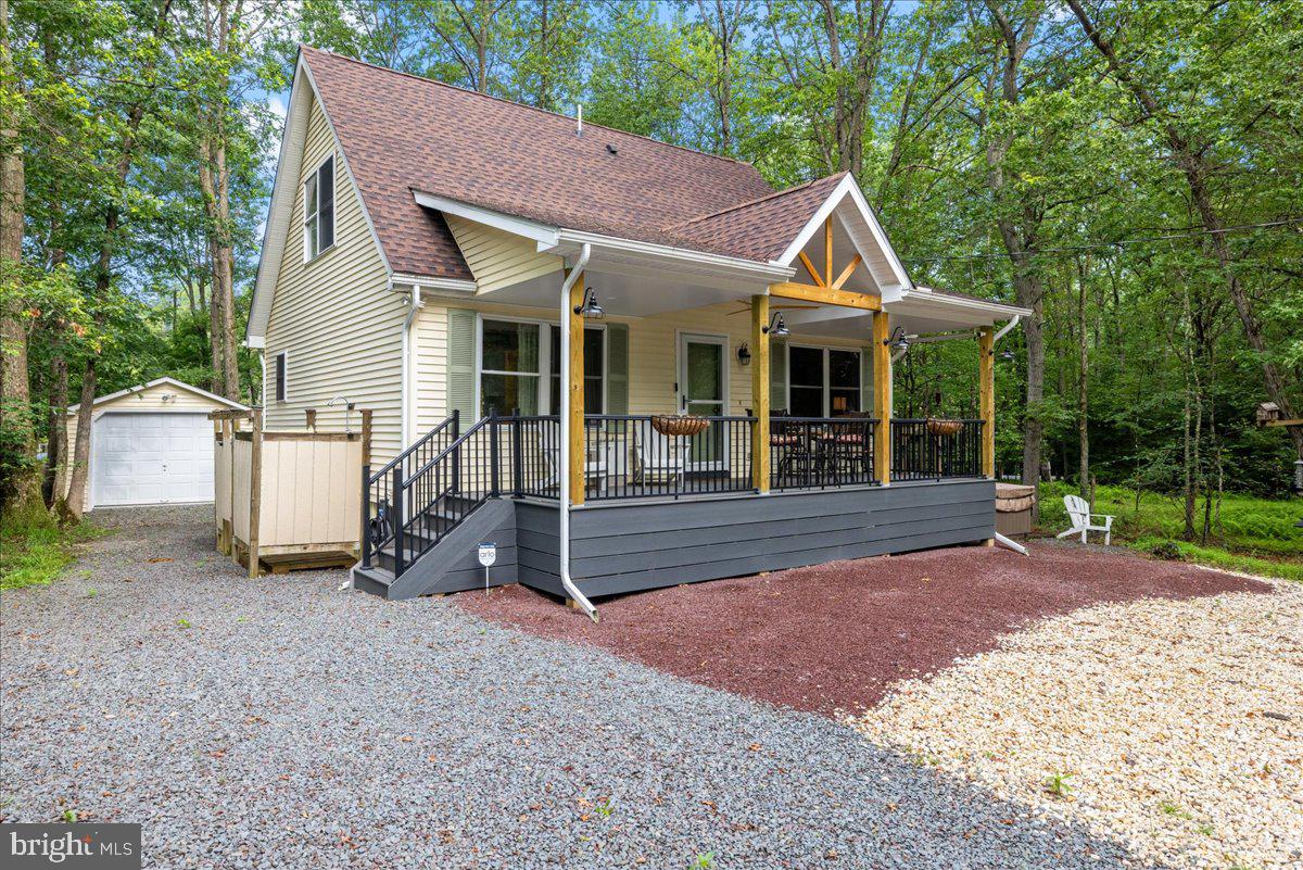 71 POPE LANE