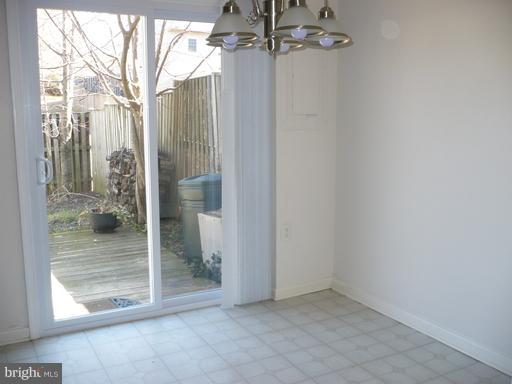 WASHINGTON SQUARE - Residential Lease