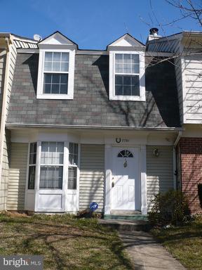 WASHINGTON SQUARE - Residential Lease