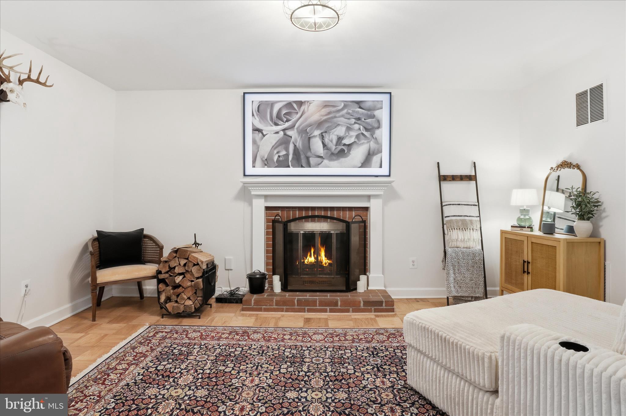 MONTICELLO WOODS - Residential