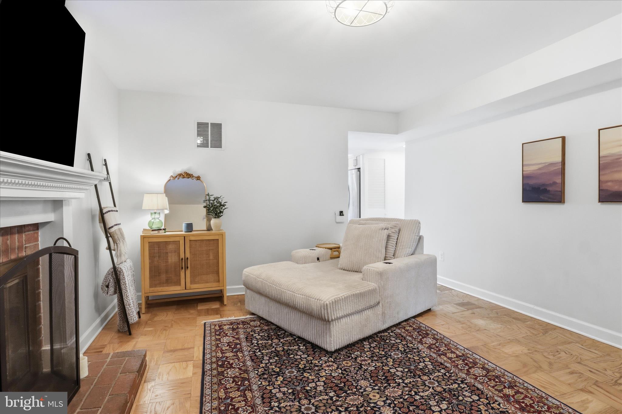 MONTICELLO WOODS - Residential