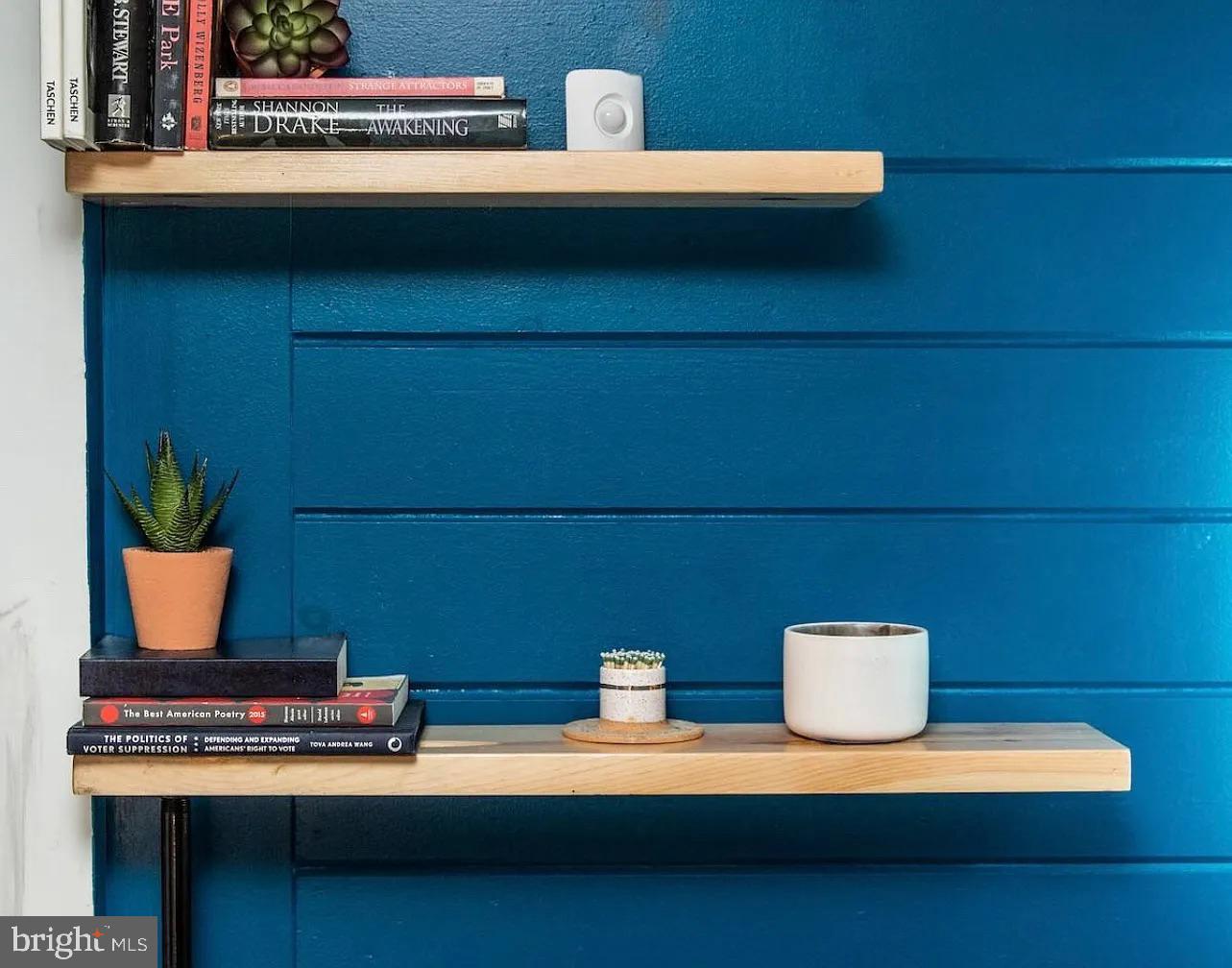 BELLA VISTA - Residential