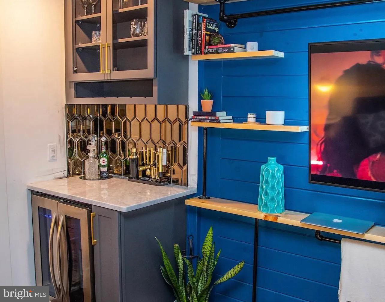 BELLA VISTA - Residential