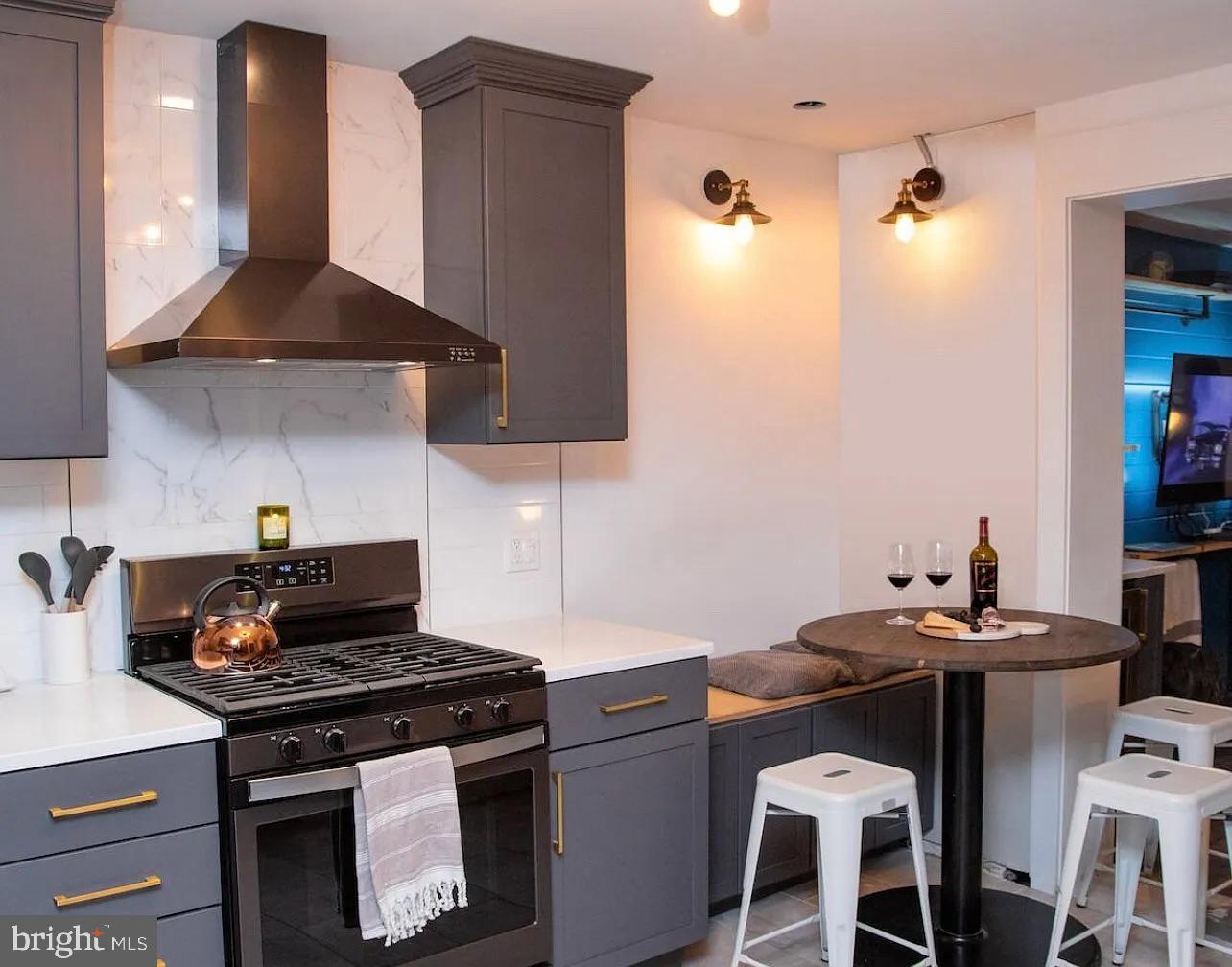 BELLA VISTA - Residential