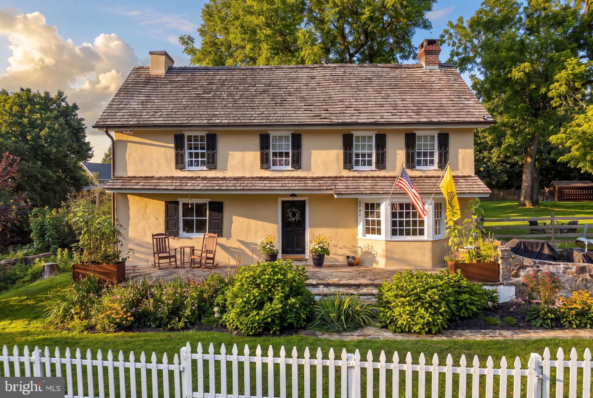 1701 W STREET RD