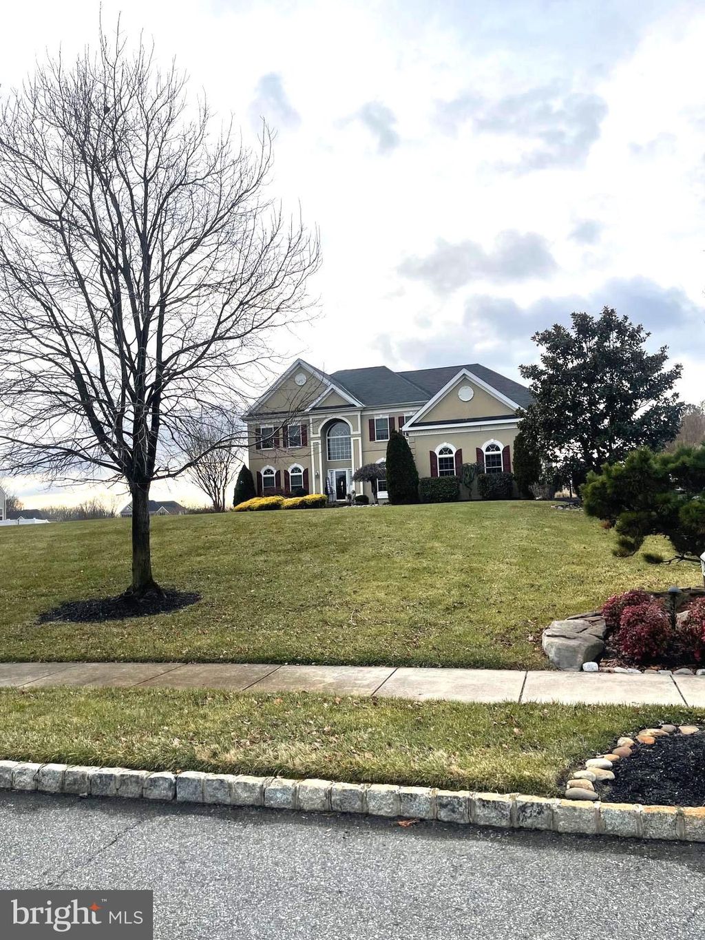 Photo of 104 Willowbrook Court, SWEDESBORO, NJ 08085 (MLS # NJGL2067856)