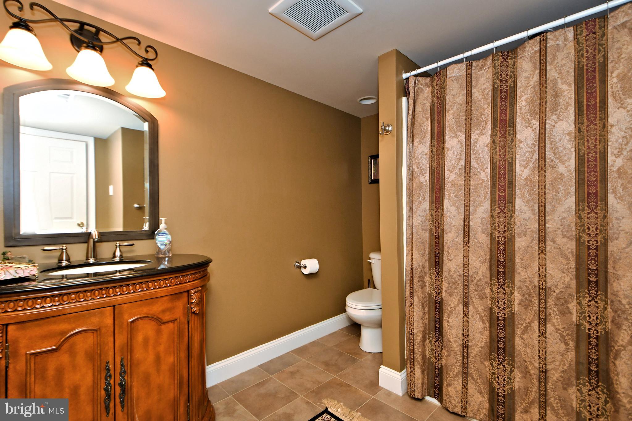 HORSHAM CHASE - Residential