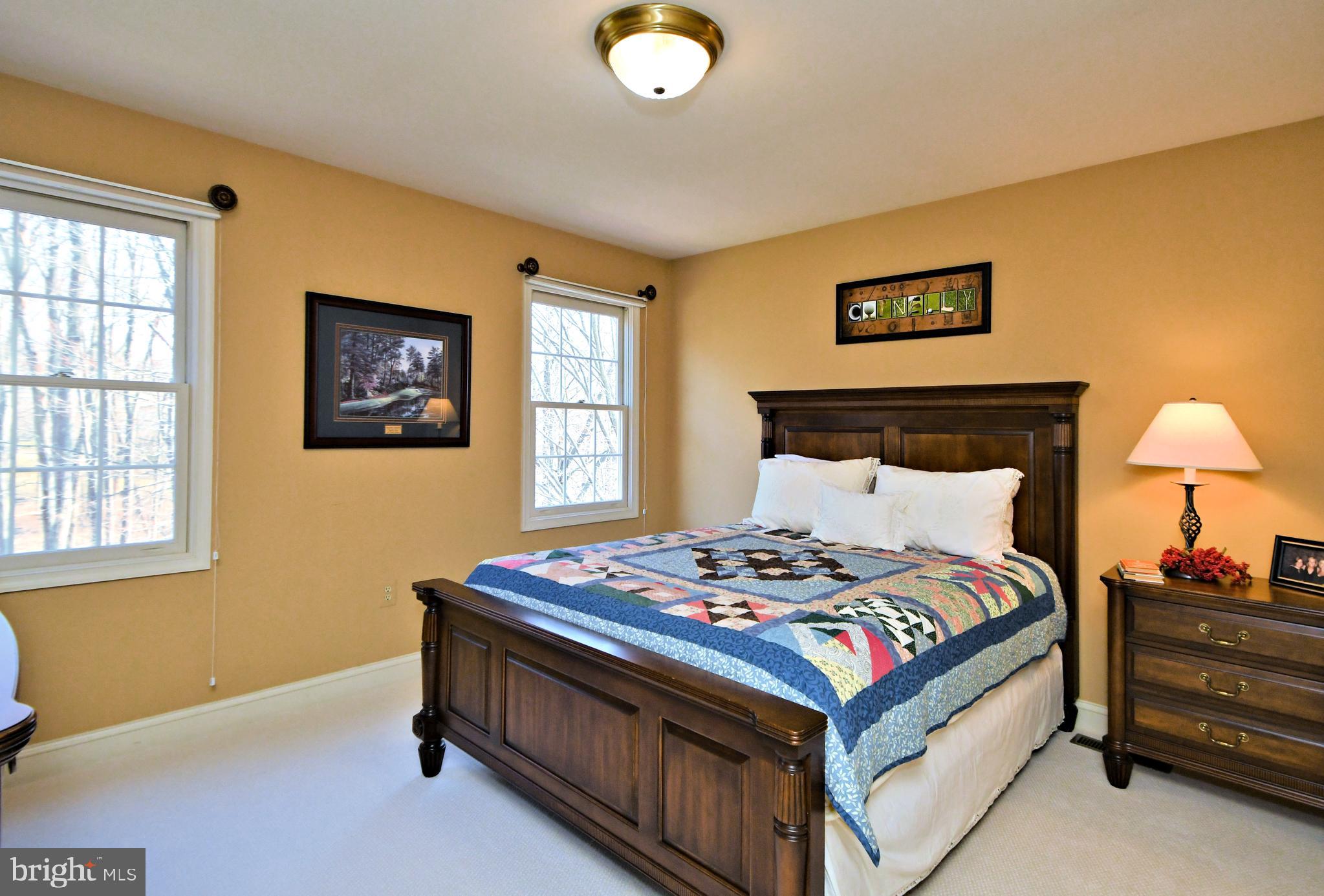 HORSHAM CHASE - Residential