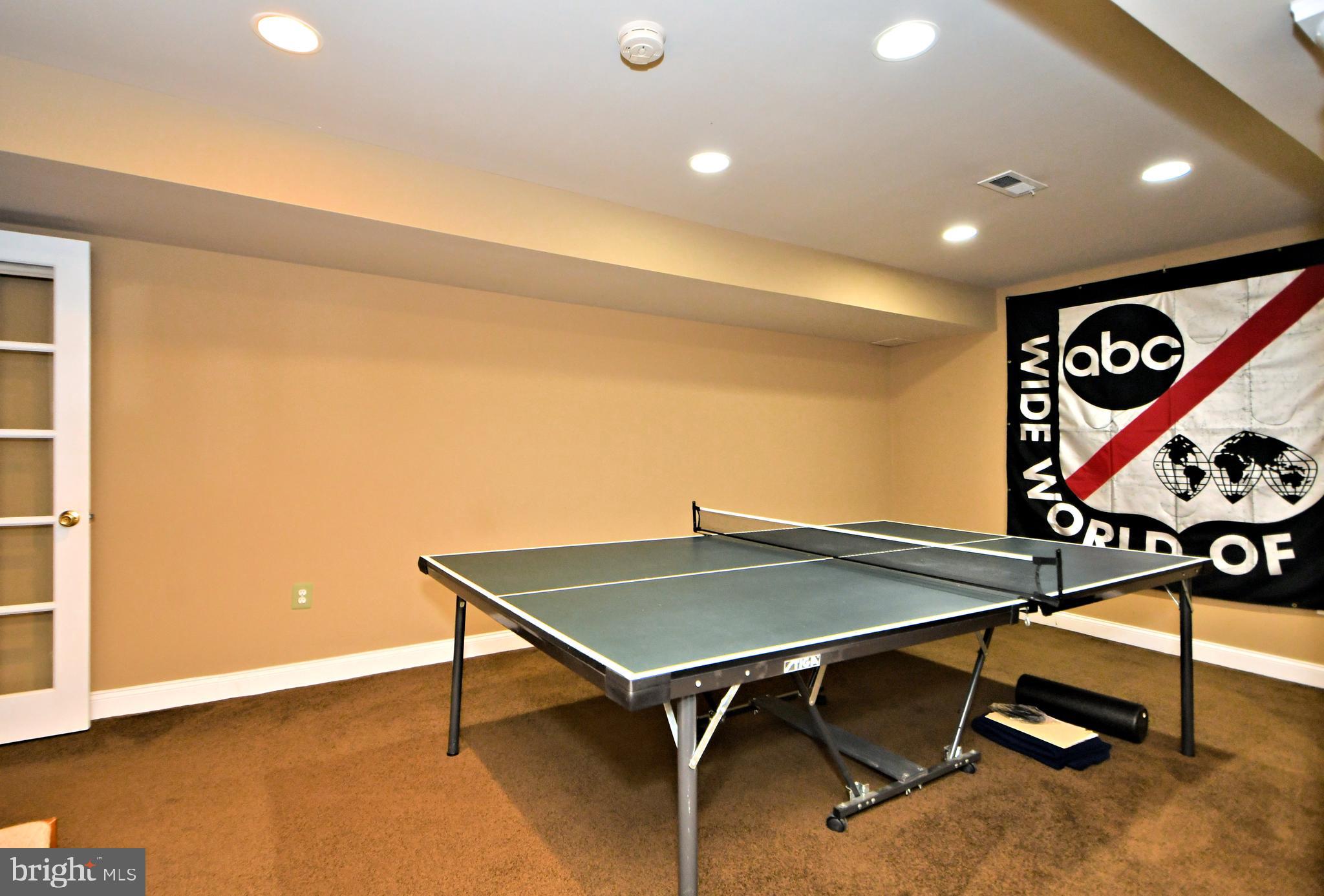 HORSHAM CHASE - Residential