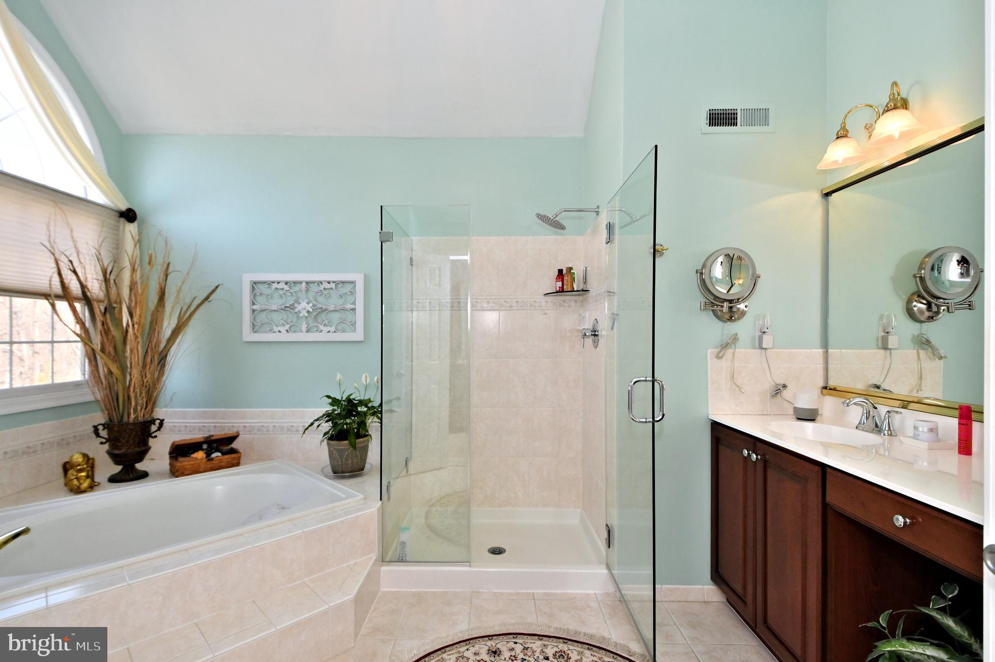 HORSHAM CHASE - Residential