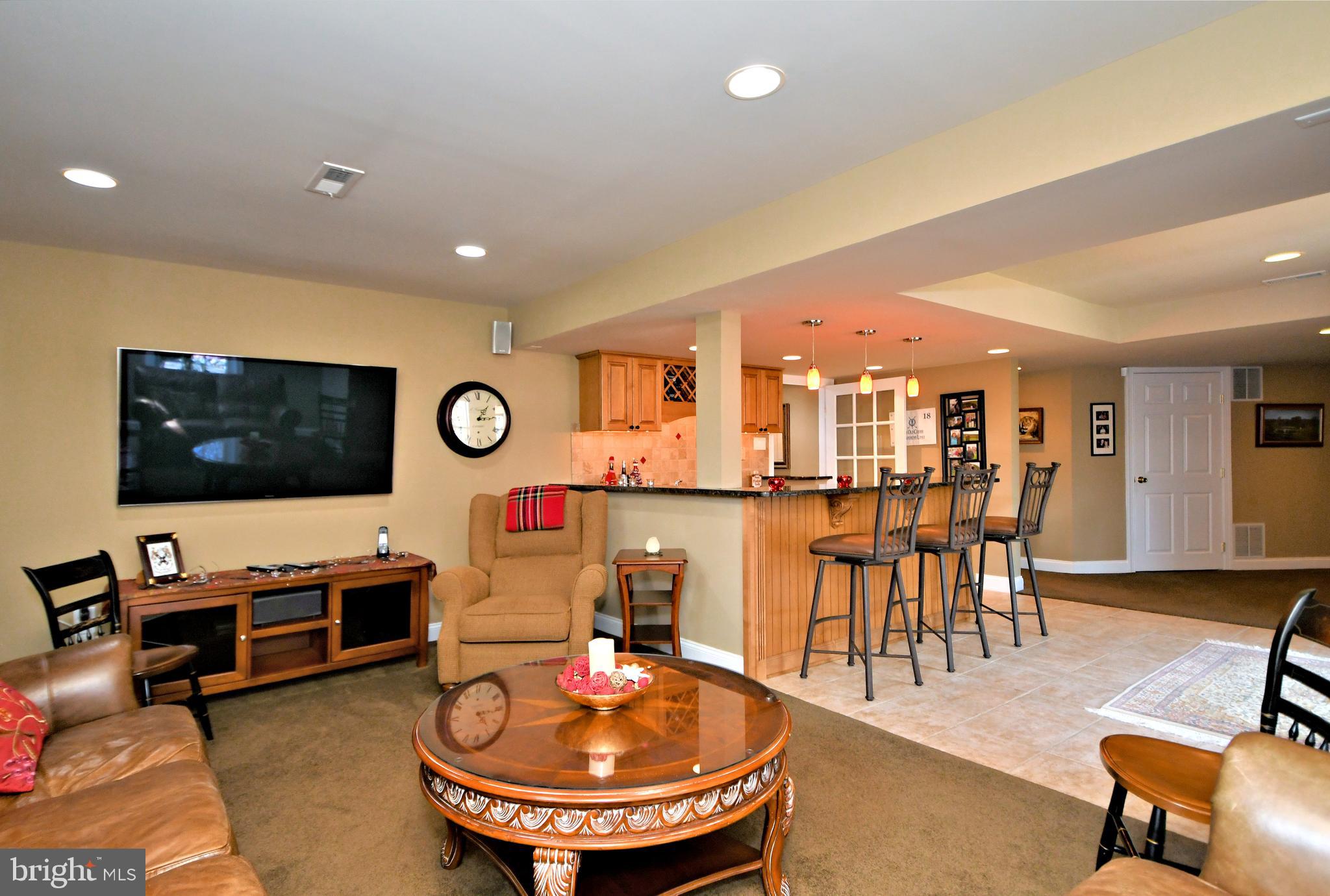 HORSHAM CHASE - Residential