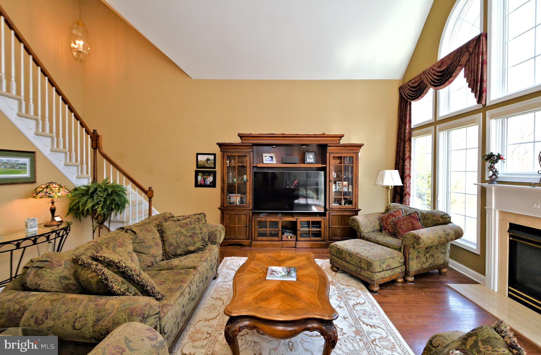 HORSHAM CHASE - Residential