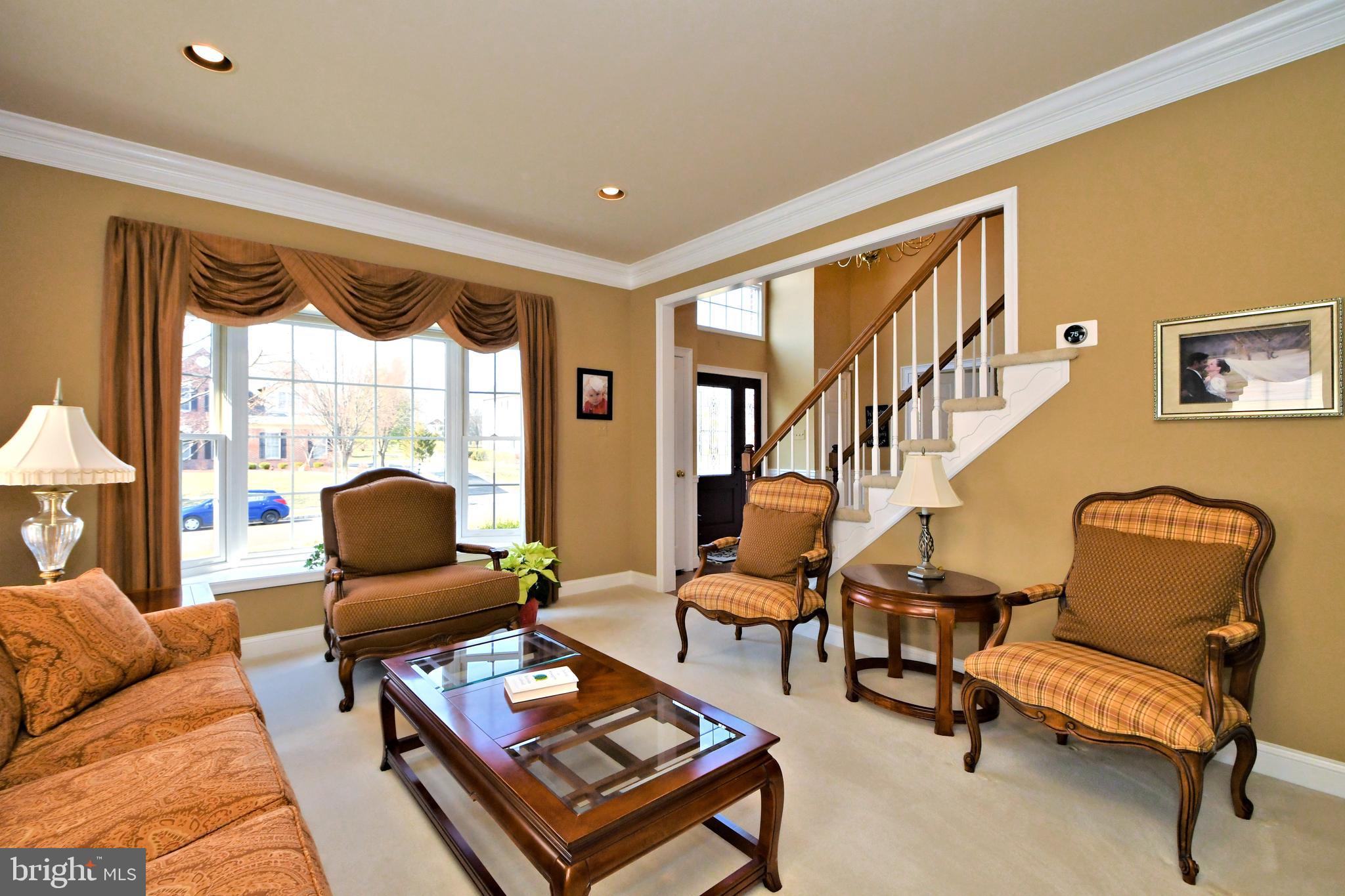 HORSHAM CHASE - Residential