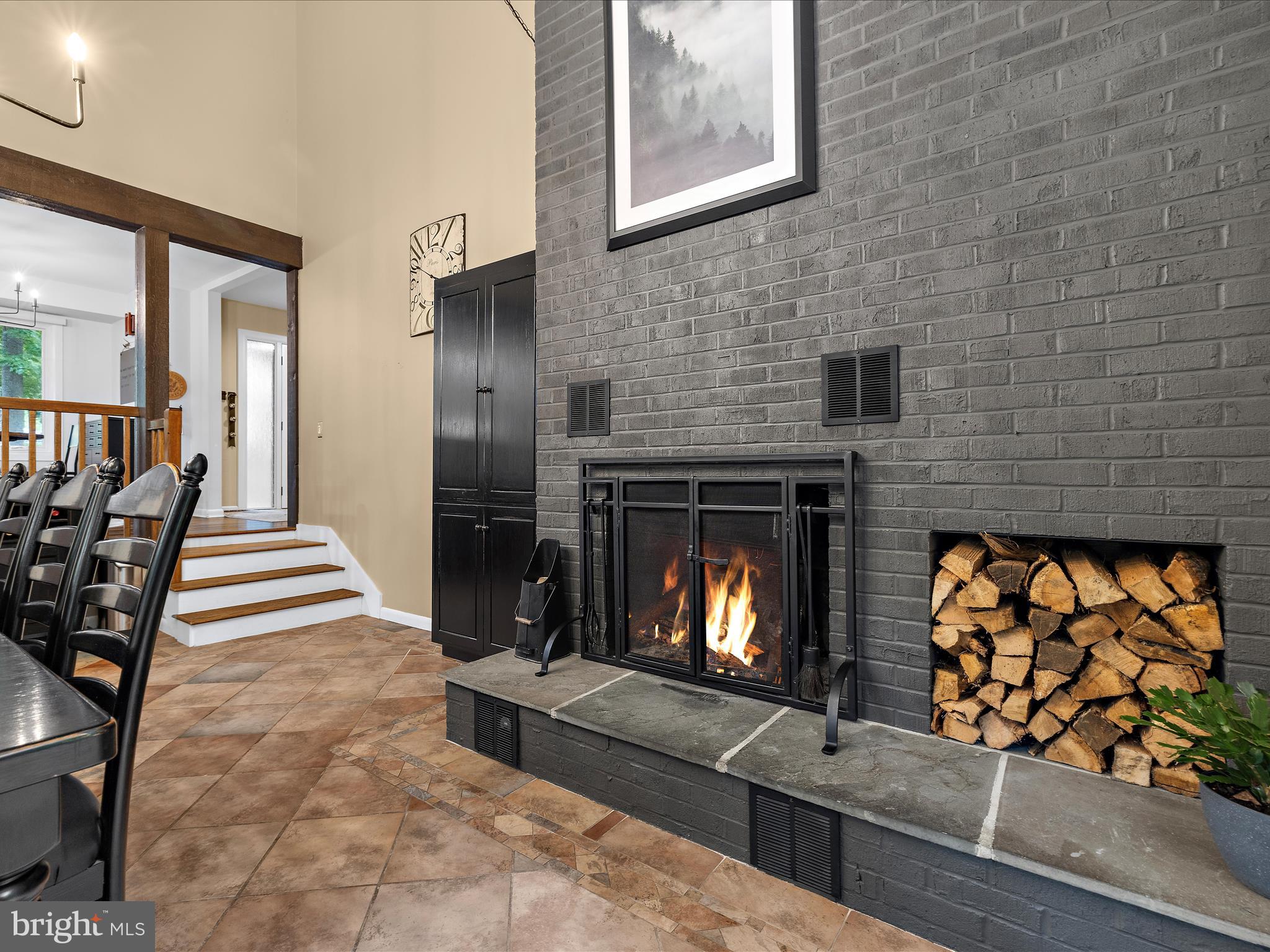 3305 BLACKBERRY LANE