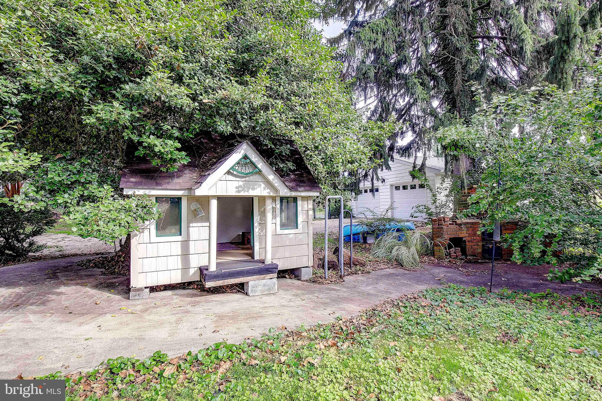 TOWN OF CENTREVILLE - Residential