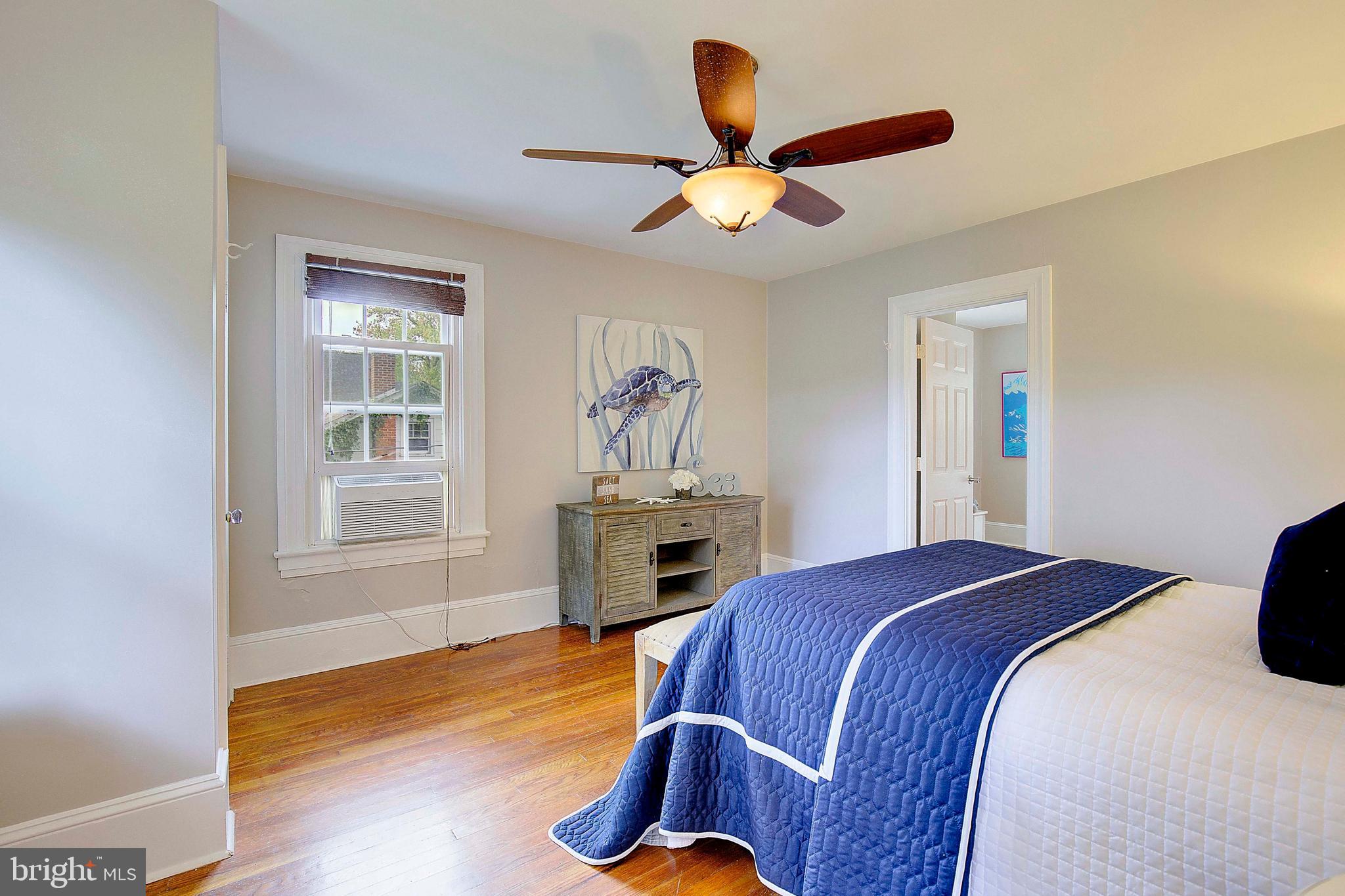 TOWN OF CENTREVILLE - Residential