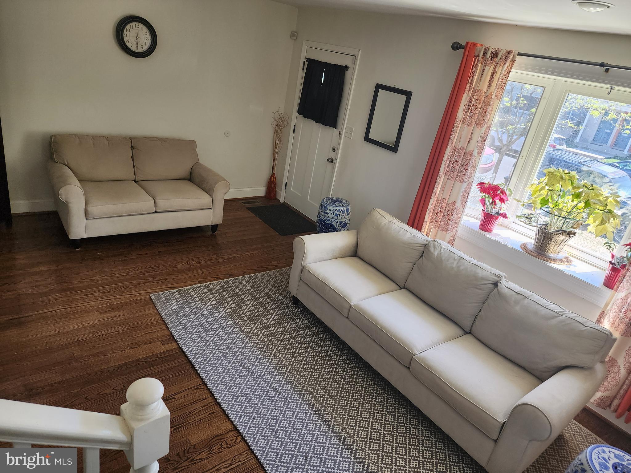 800 XENIA STREET SE