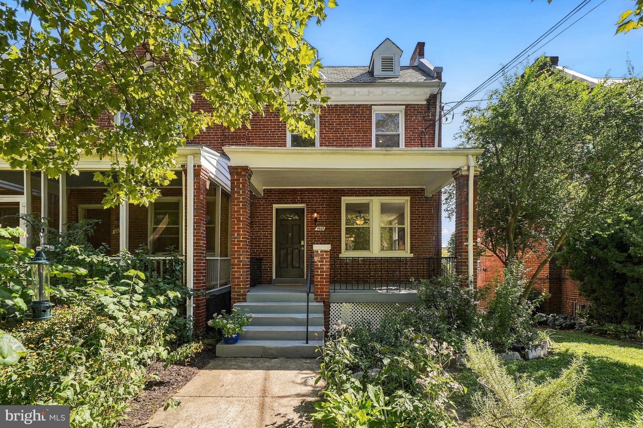 4433 13TH STREET NE