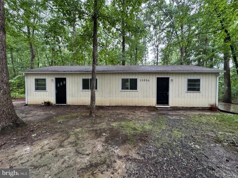 19086 CARLYLE STREET RUTHER GLEN VA 22546