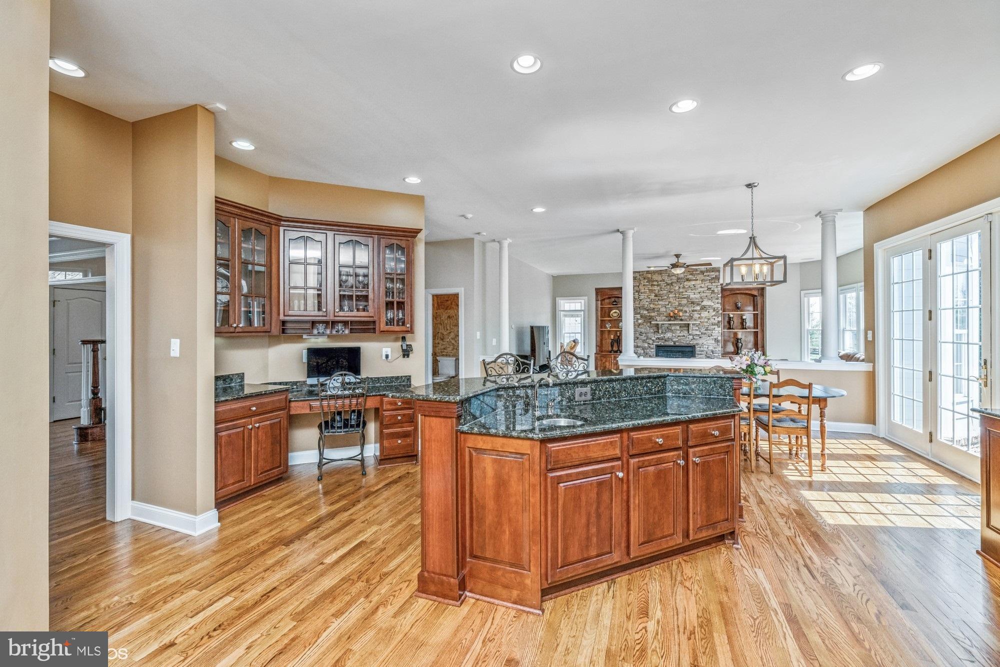 RASPBERRY FALLS - Residential