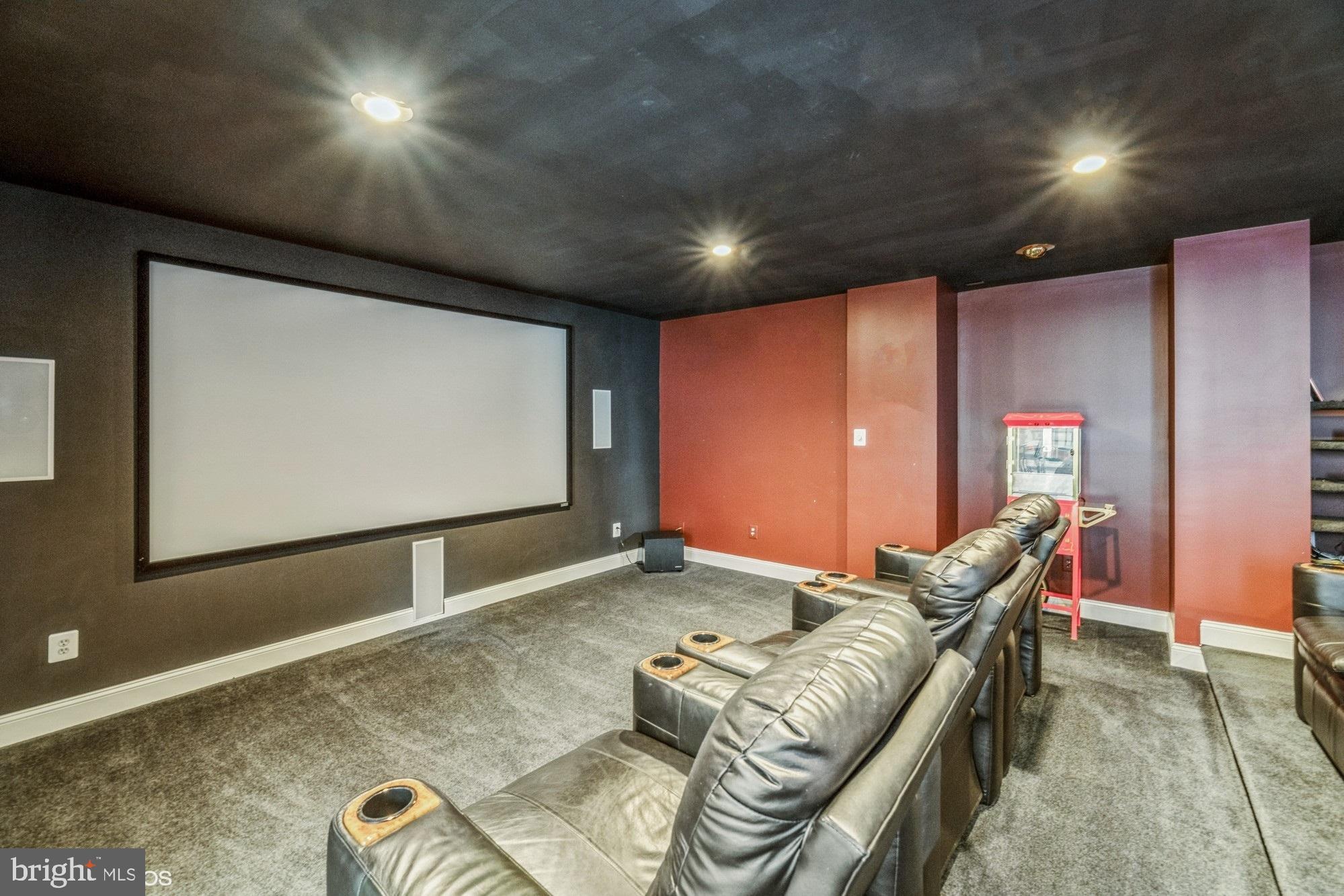 RASPBERRY FALLS - Residential