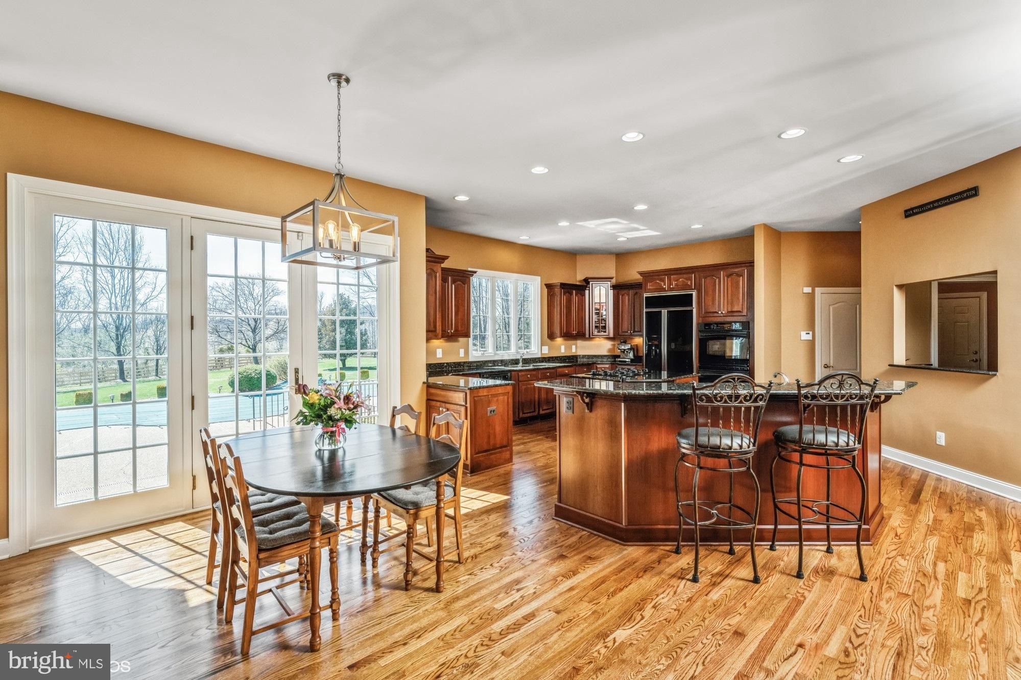 RASPBERRY FALLS - Residential