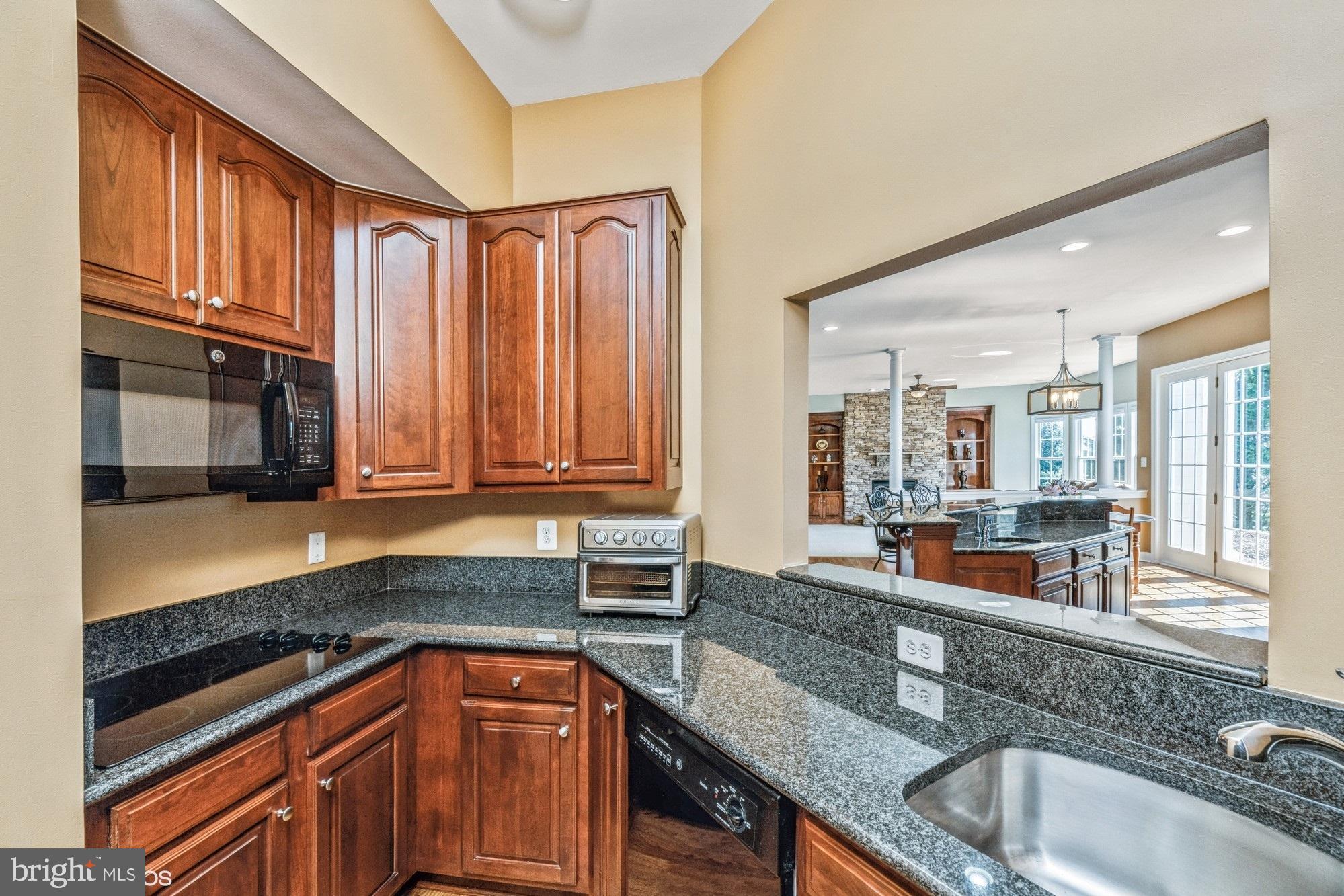 RASPBERRY FALLS - Residential