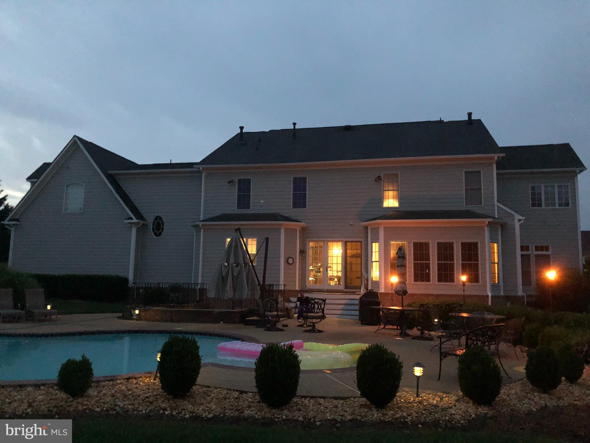 RASPBERRY FALLS - Residential