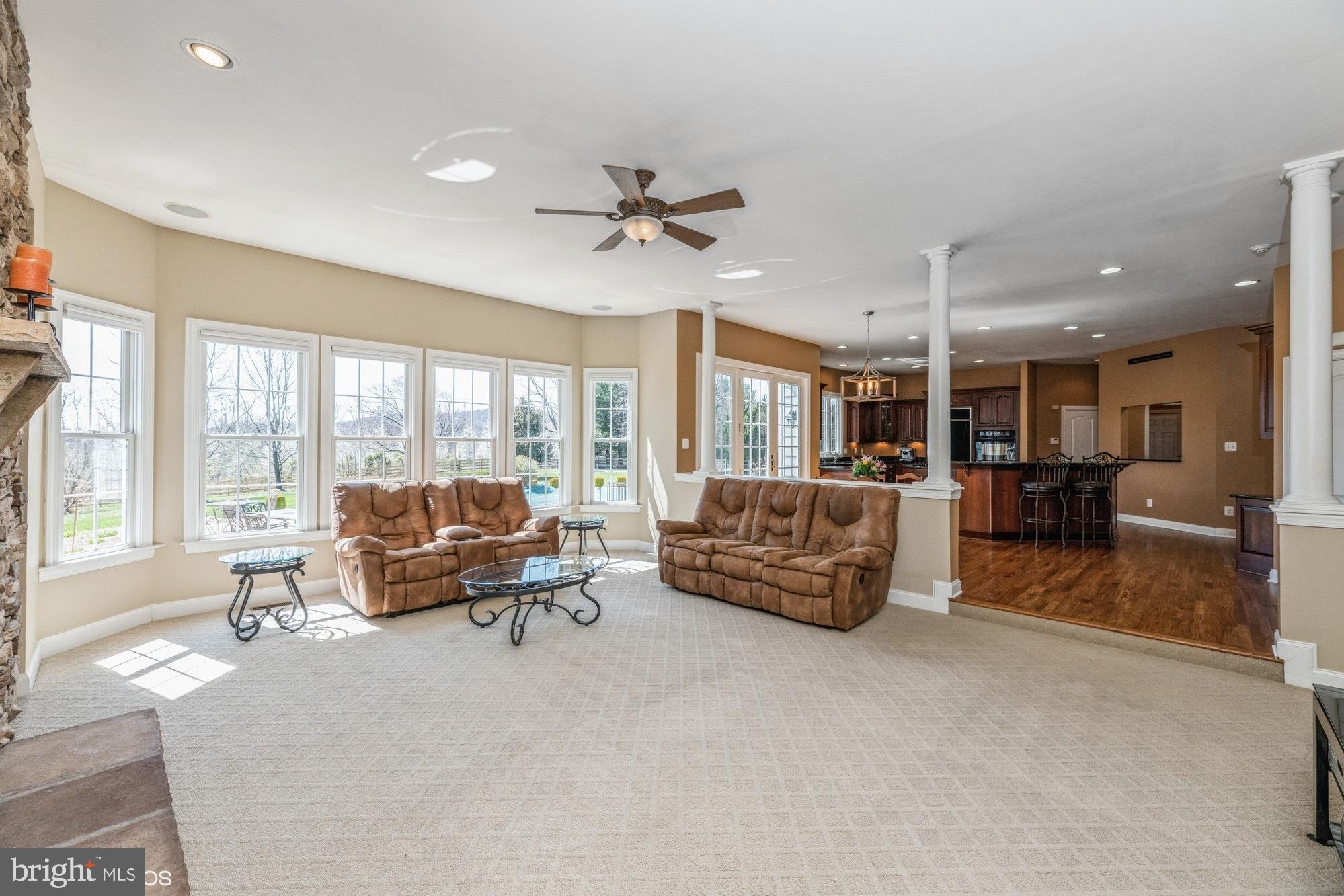 RASPBERRY FALLS - Residential