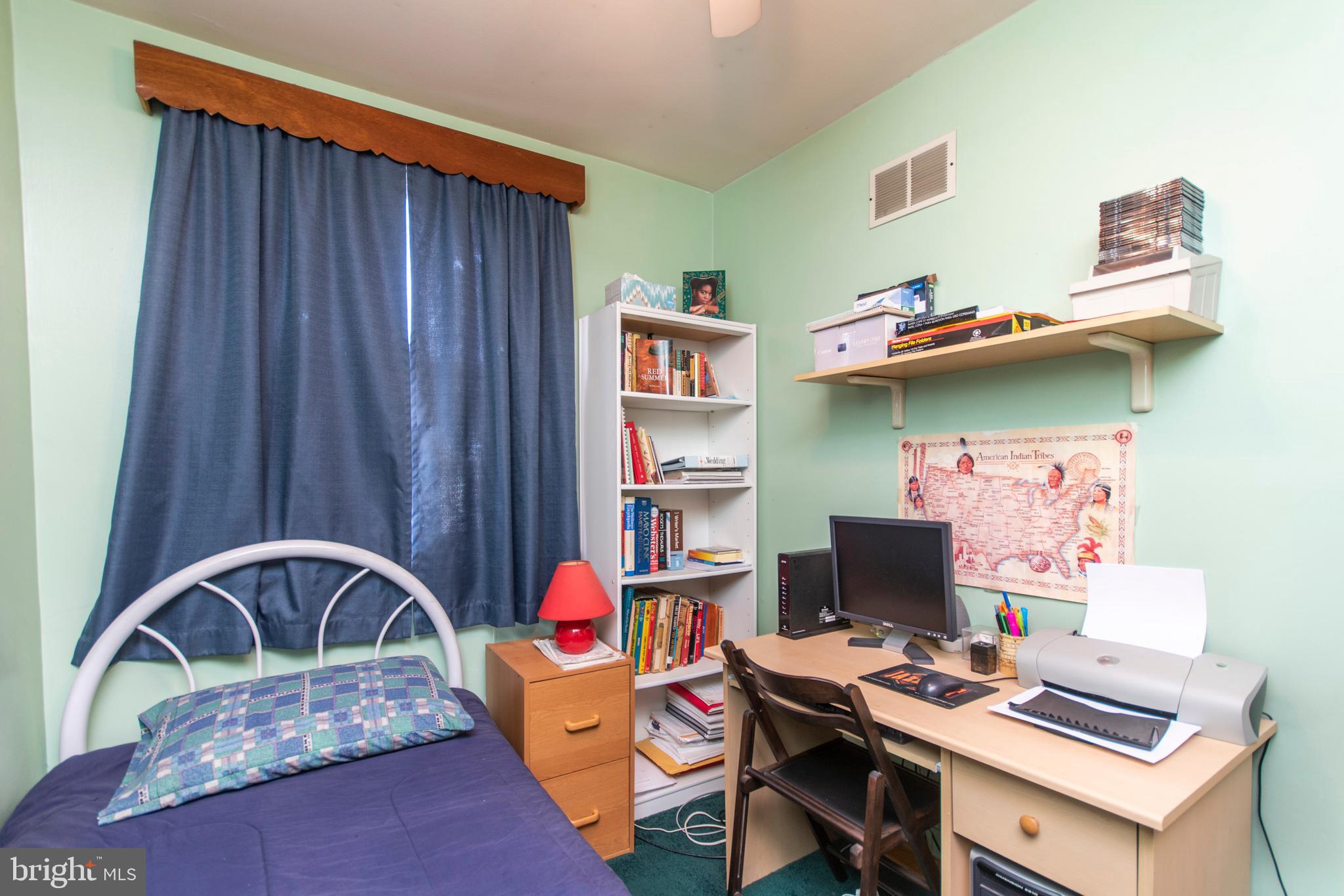 ELMWOOD PARK - Residential