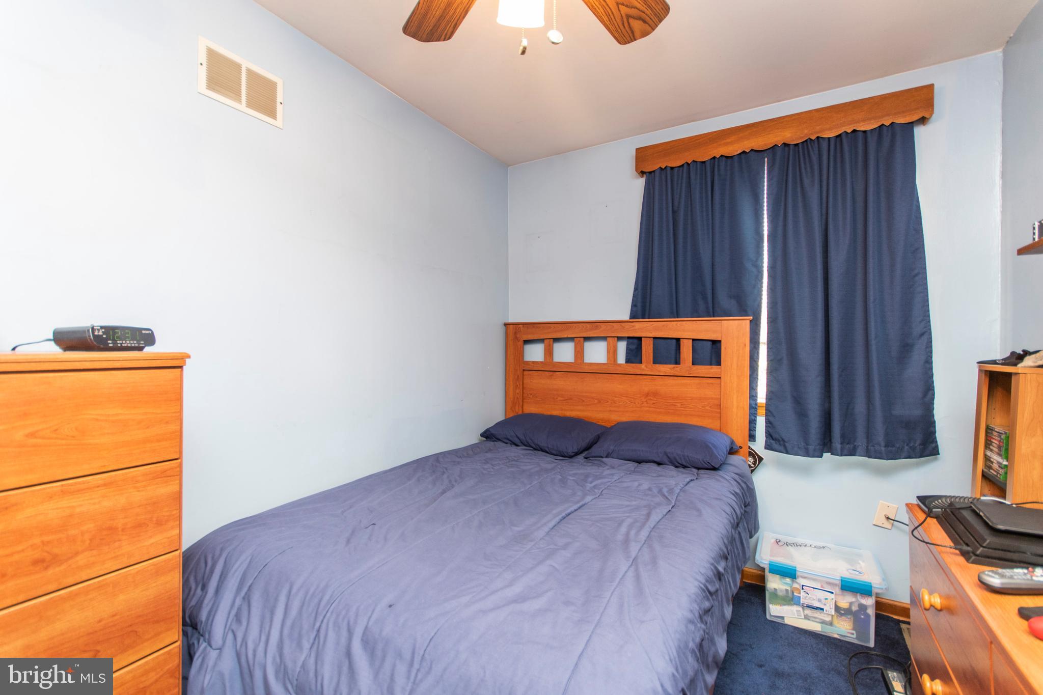 ELMWOOD PARK - Residential