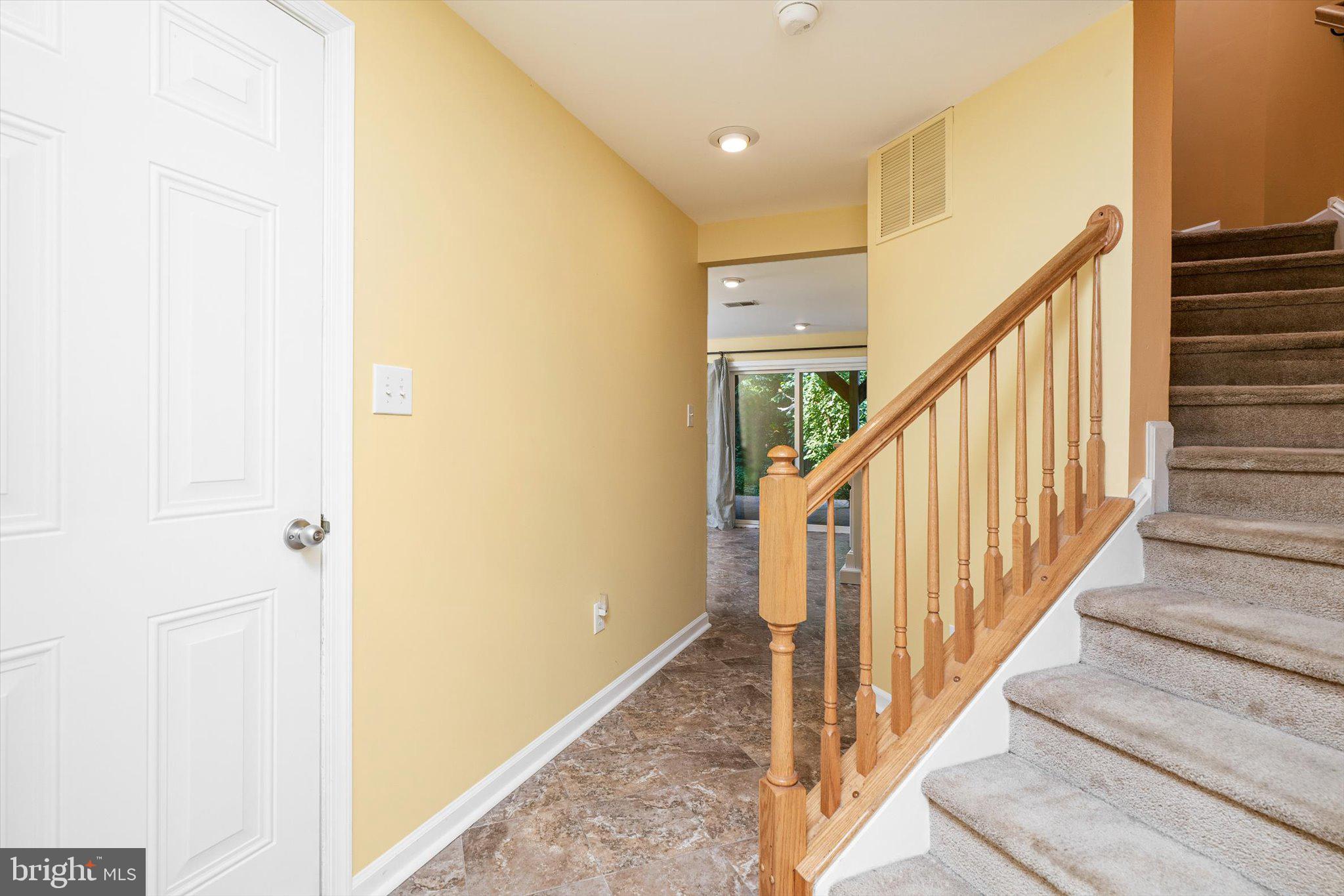 44 RIVER LANE