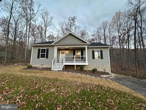 409 Fawn Drive, Winchester, VA MLS: VAFV2033576