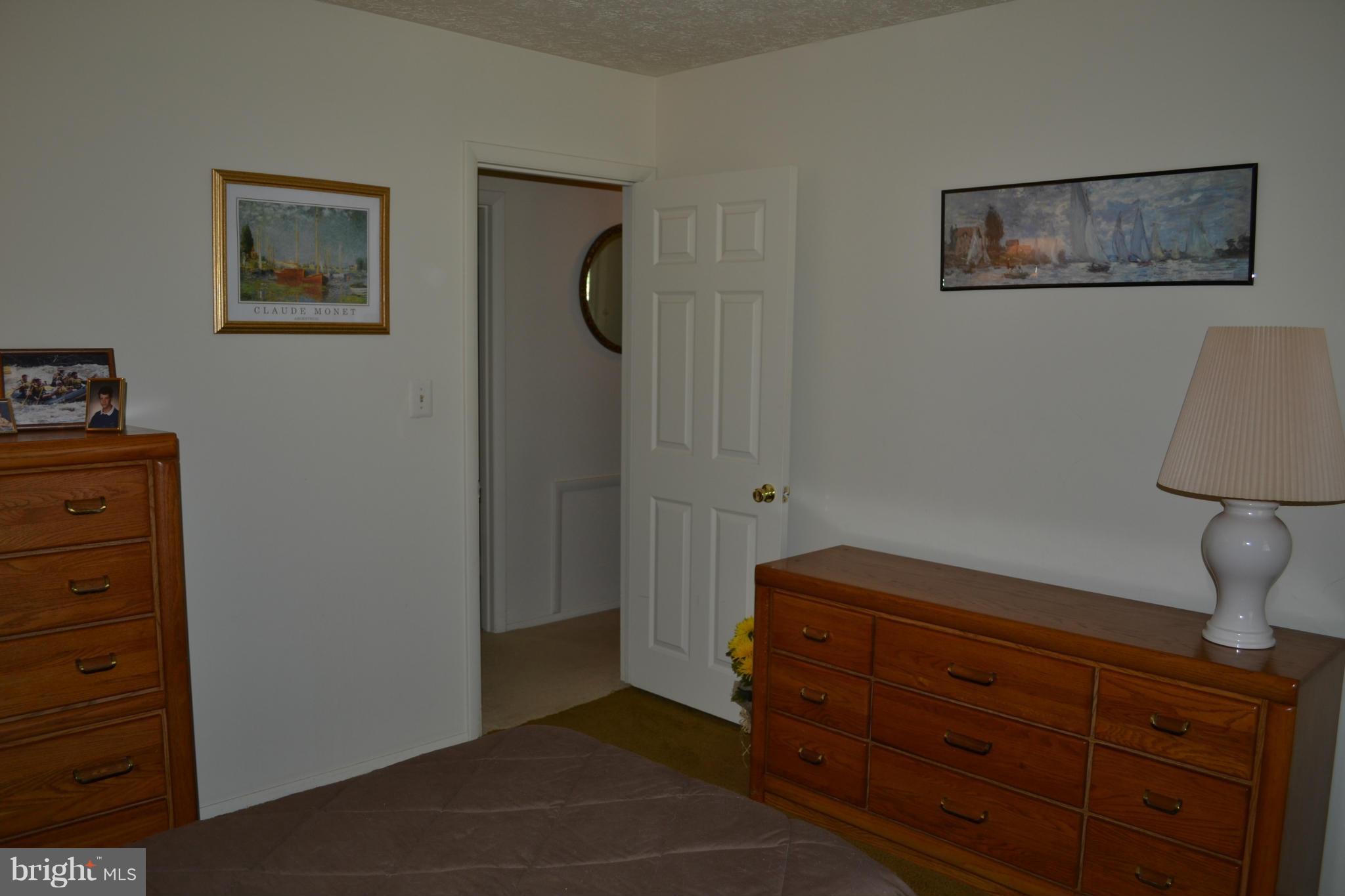 NEW CUT FARMS - Residential