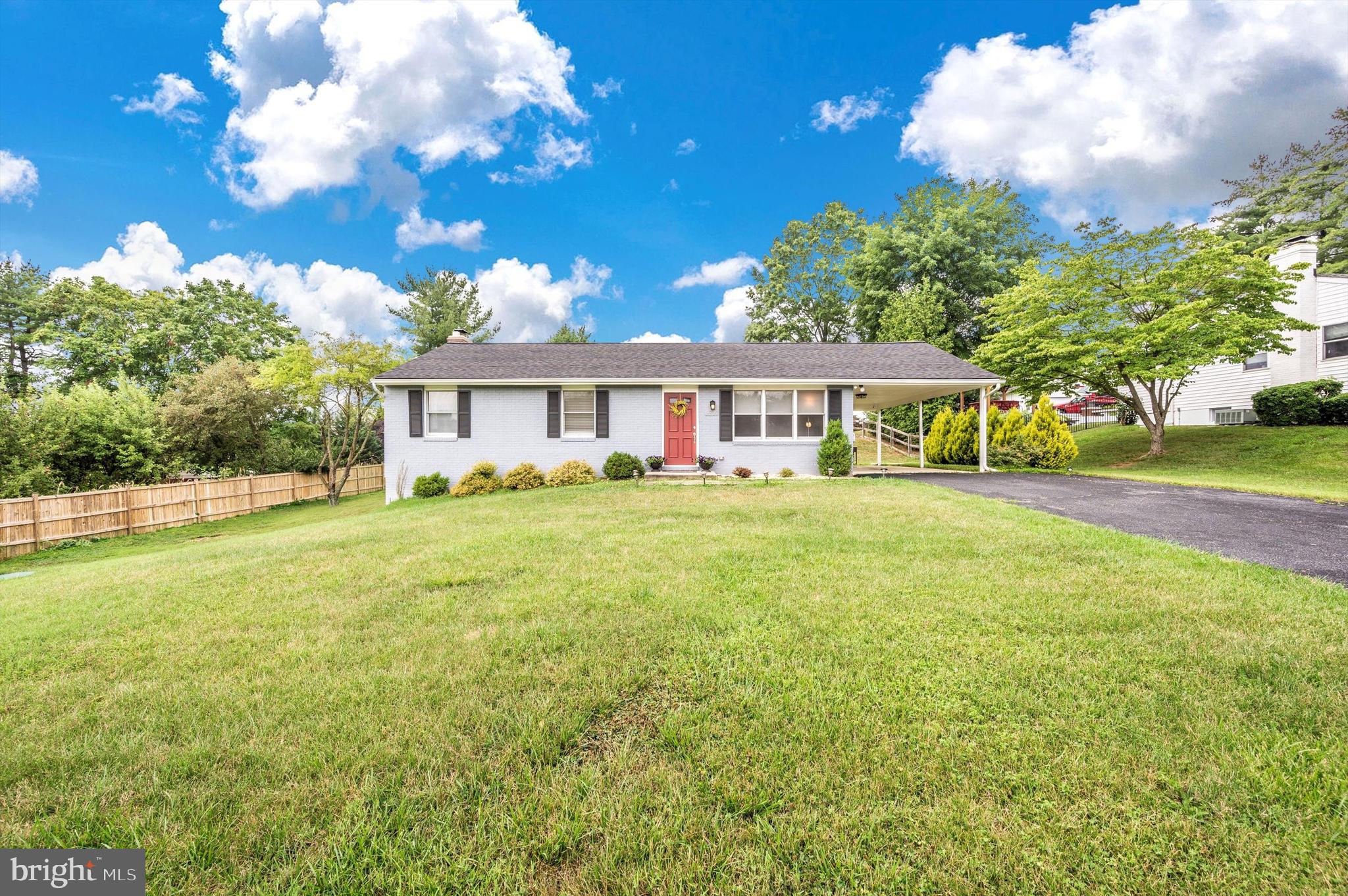 MONROVIA - Residential