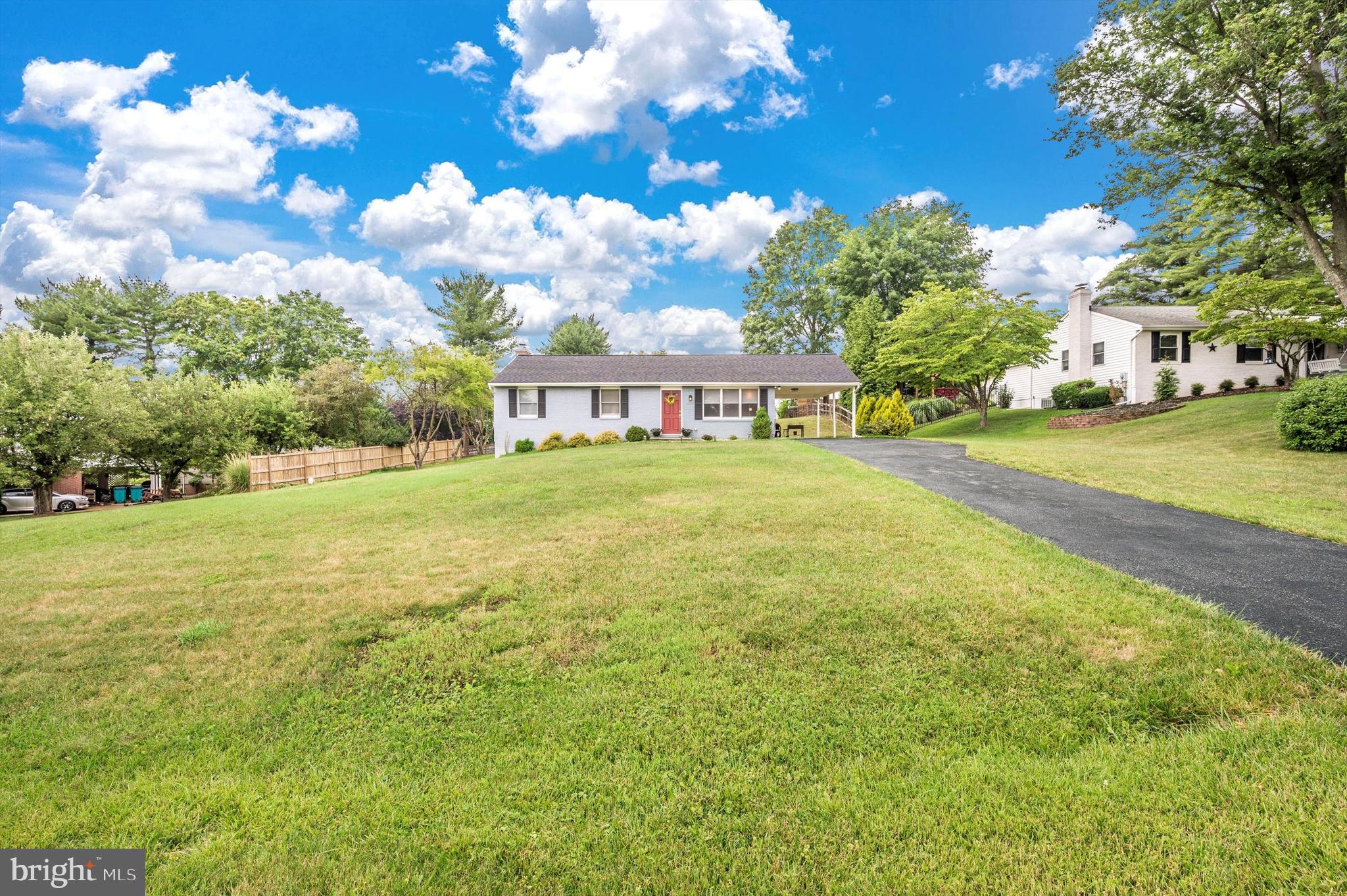 MONROVIA - Residential