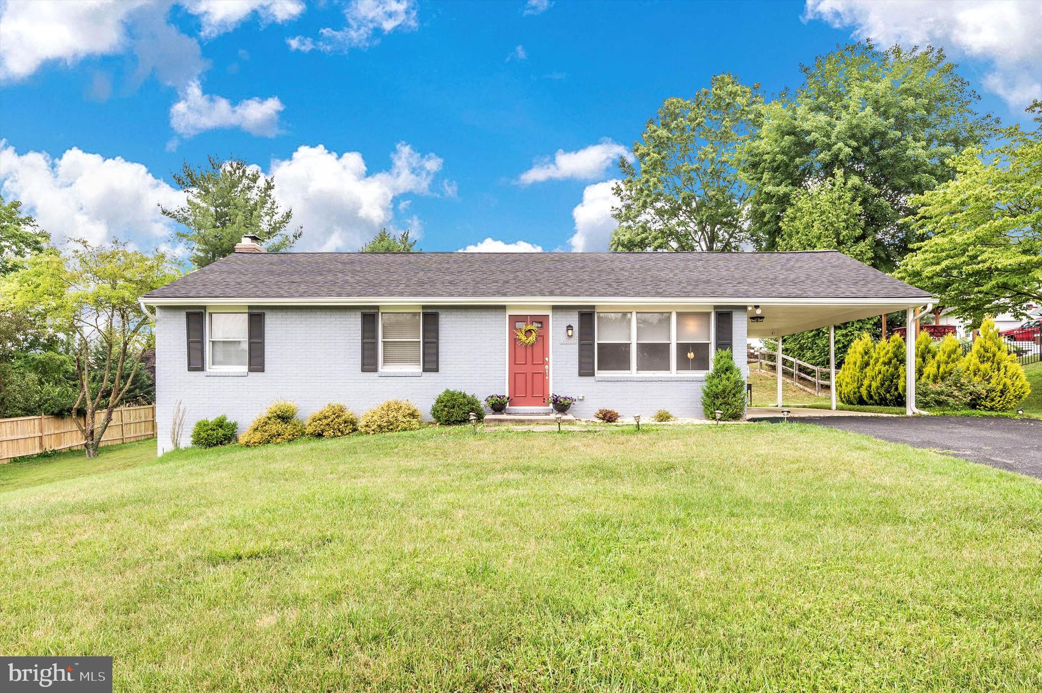 MONROVIA - Residential