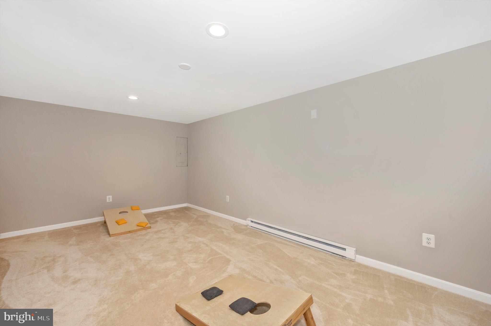 MONROVIA - Residential