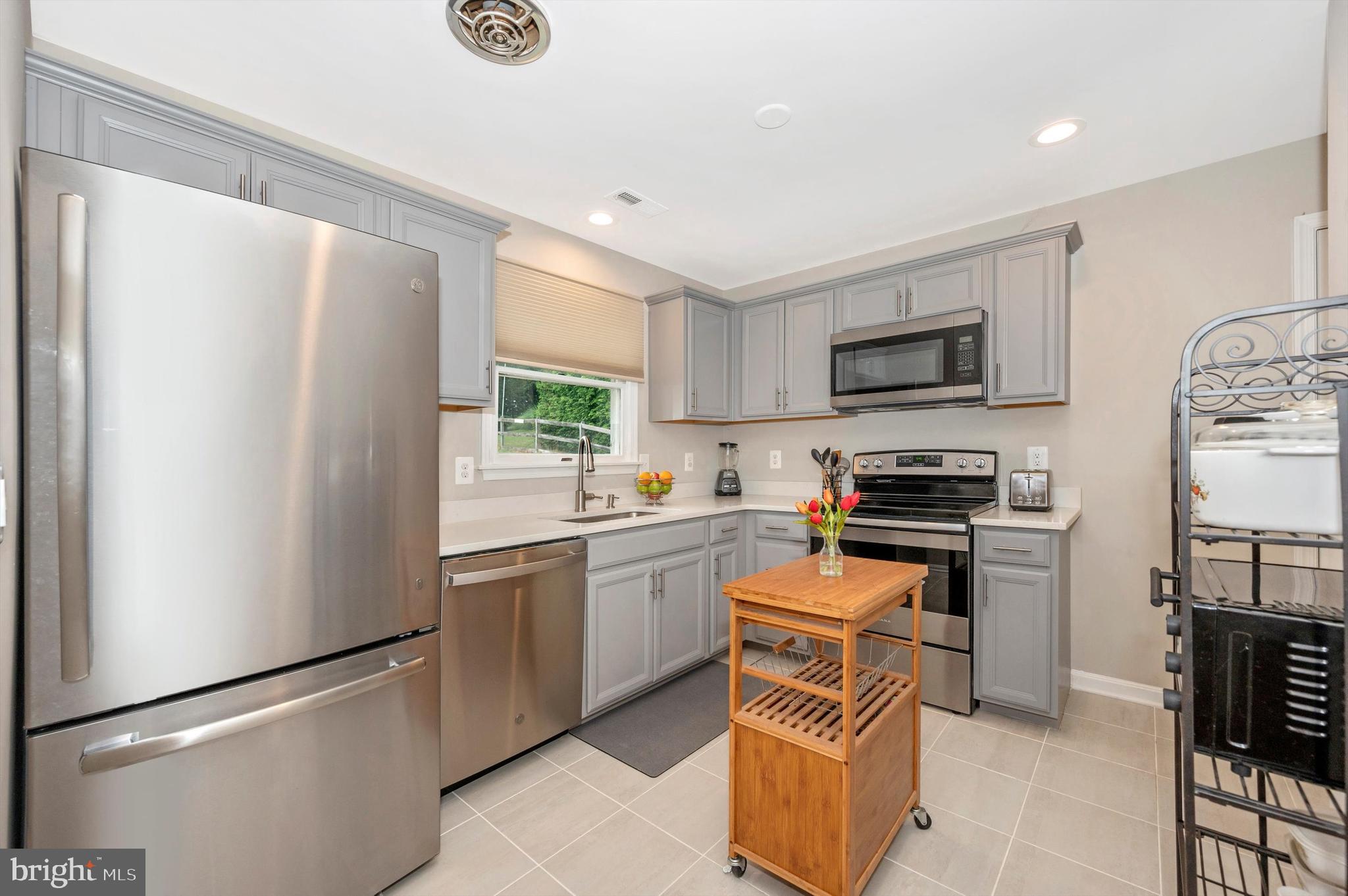 MONROVIA - Residential