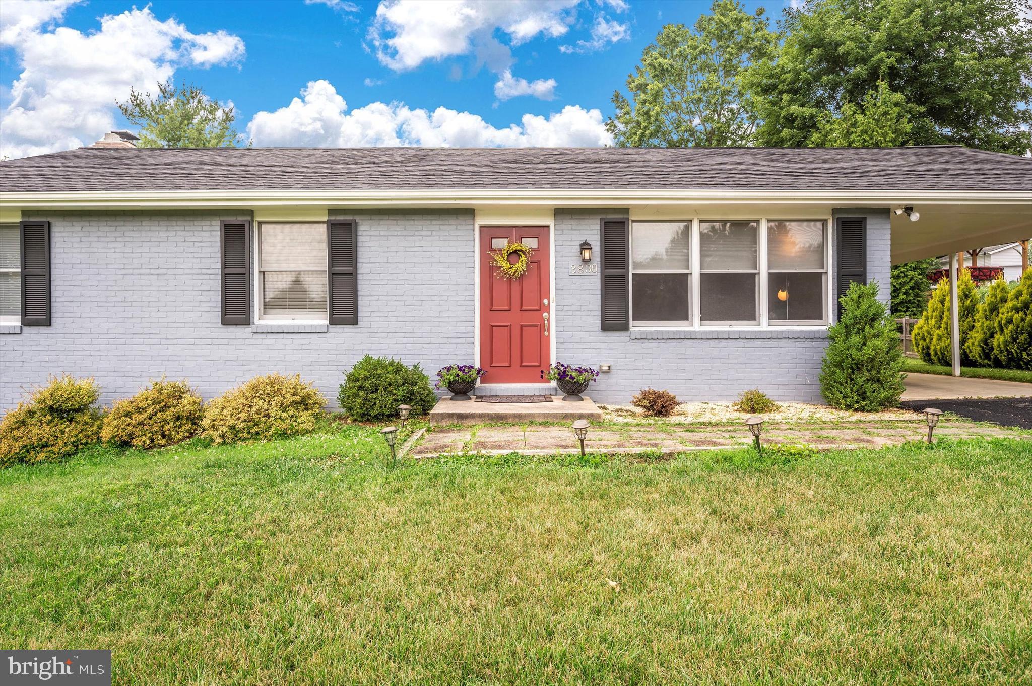 MONROVIA - Residential