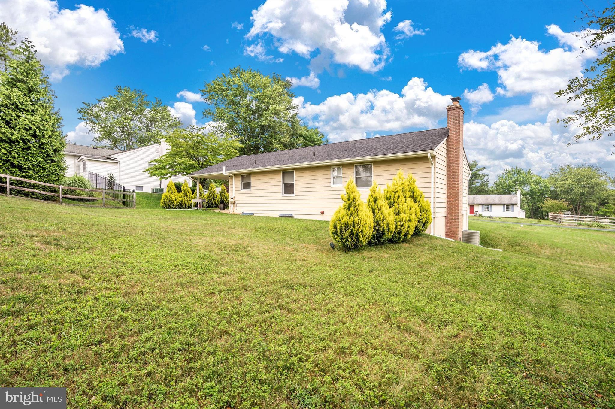 MONROVIA - Residential