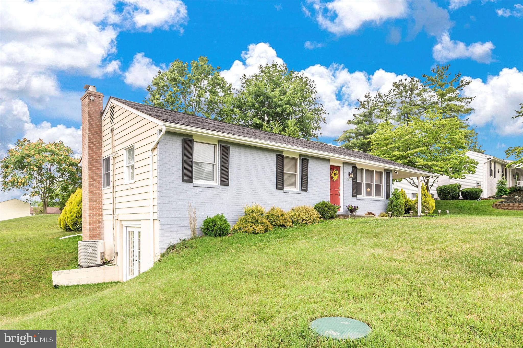 MONROVIA - Residential